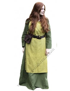Brial medieval, Hedwig, verde azafrán.