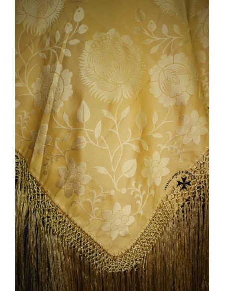 Mantoncillo de gro, ref. PR490. (Rayón-poliéster). Oro. (140x140 cm.). Detalle