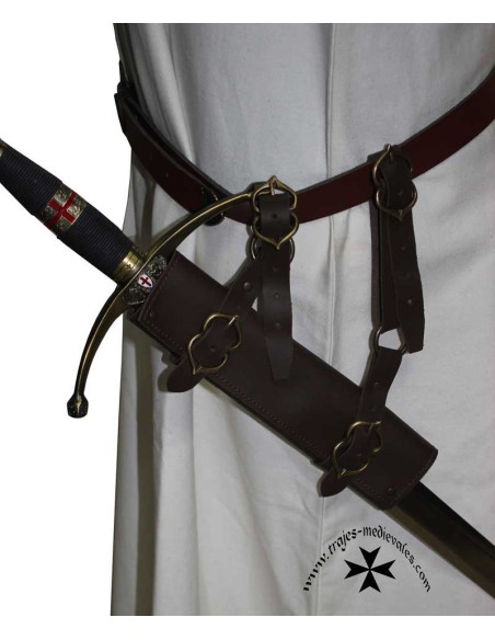 Tahalí medieval de cuero con hebillas