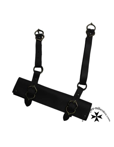 Tahalí medieval de cuero con hebillas
