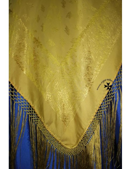 Pañuelo de pico, ref. PICOF182M. Oro. (120 cm.)