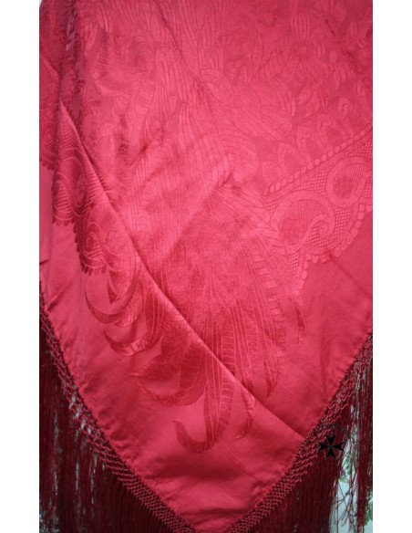 Mantoncillo de seda natural (gro) SS702. Rojo. (140x140). Detalle.