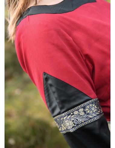 Vestido medieval bliaut, Mildrith (Rojo/Negro)