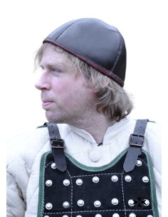 Capacete medieval de cuero