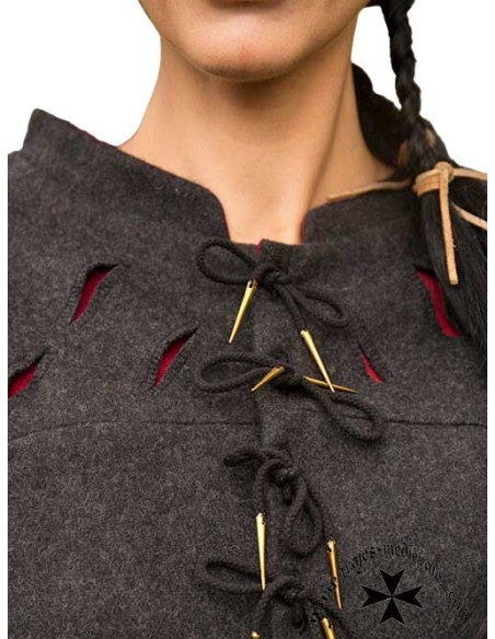 Renaissance doublet, Aramis model (Grey and Maroon)