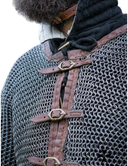 Chainmail, soldier. Long sleeves.