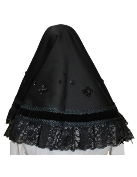 Mantilla bancal, raso,