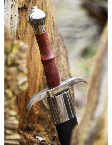 Daga medieval con funda