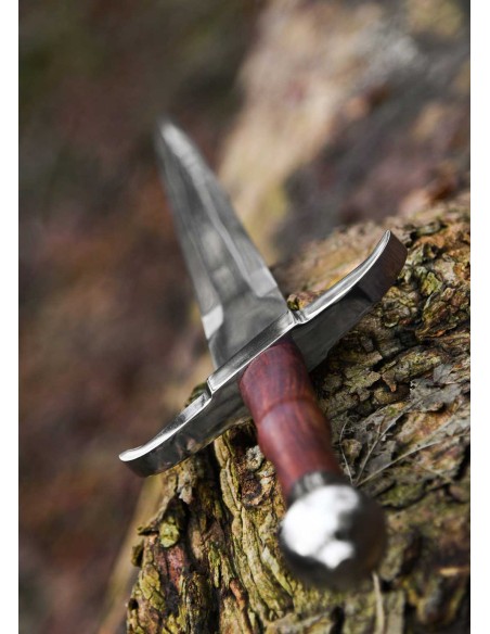 Daga medieval con funda