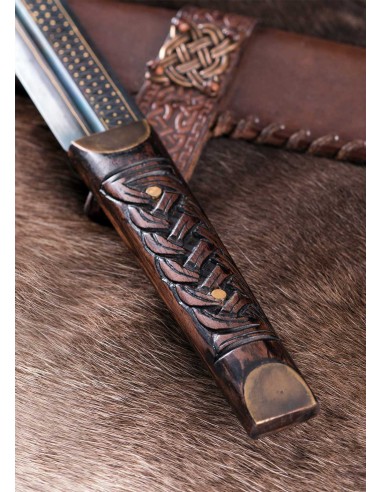 El Seax de Beagnoth - Con incrustaciones de oro...