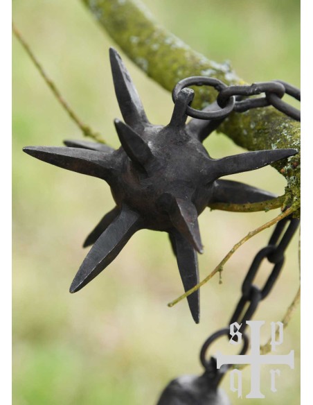 Mangual medieval de una estrella