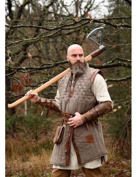 Hacha cruzada vikinga del Siglo X