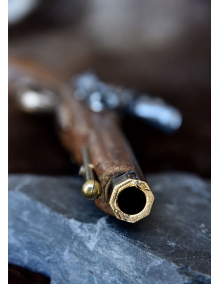 Pistola de chispa, siglo XVIII, latón, réplica