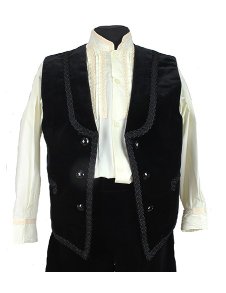 Traje regional niño, de terciopelo.