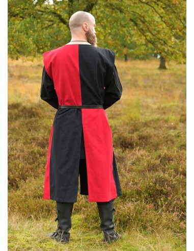 Medieval tabard lined with lion (Red / Black)