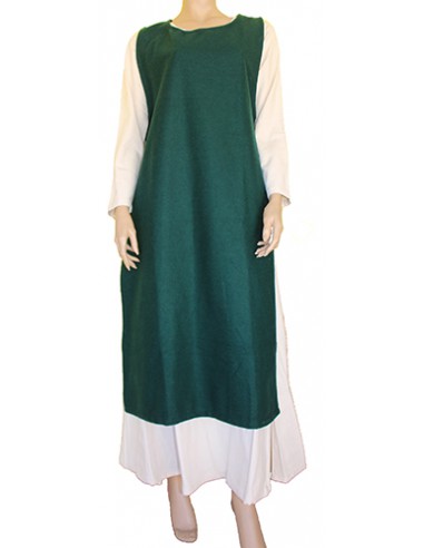 Conjunto medieval, de lana, Hertha.