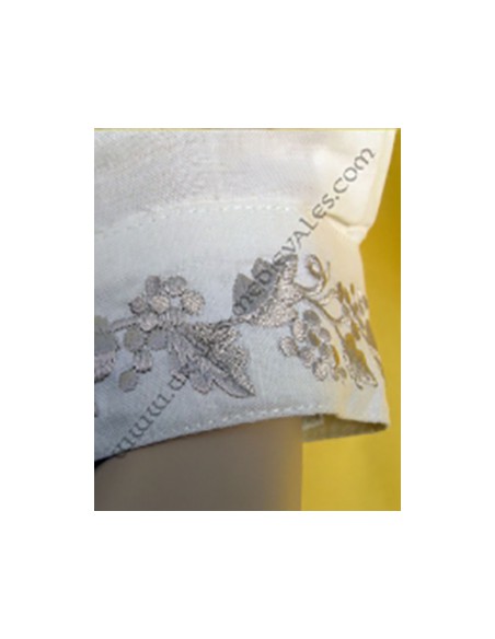 Blusa regional, caballero, Amadeo de Saboya, detalle puño.